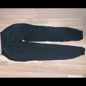 Brandy Melville pants